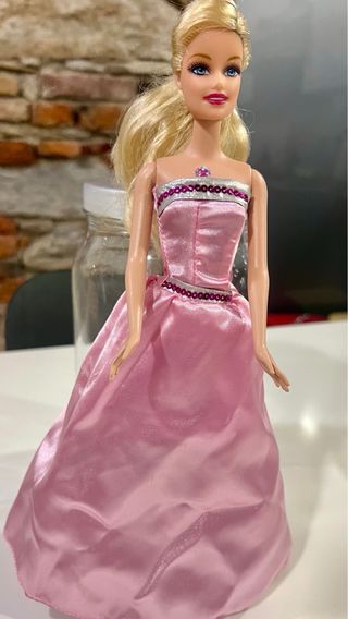 Barbie Fashion Fairytale 2010 Collezione