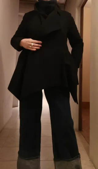 Abrigo negro elegante