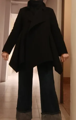 Abrigo negro elegante