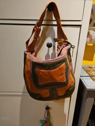 Bolso Caminatta tela y piel verde/naranja