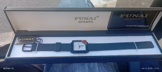 Reloj FUNAI Quartz Caja Negra y Blanca