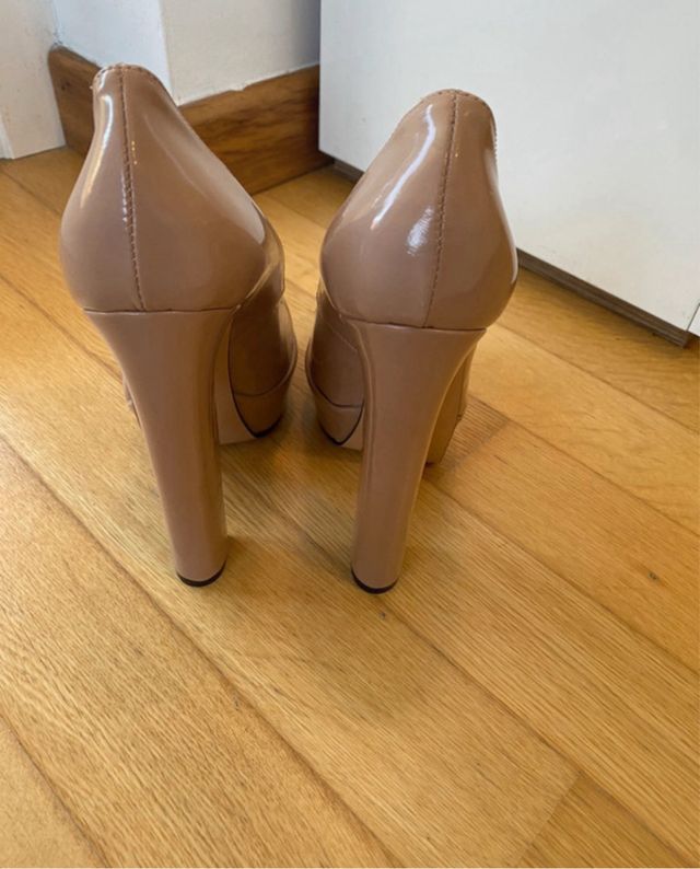 Scarpe tacco alto con plateau nude