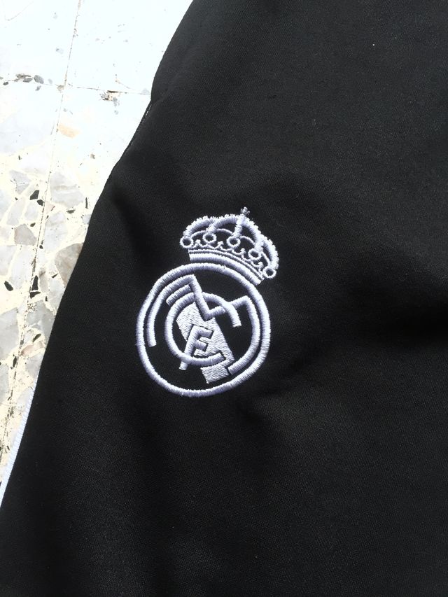 Pantalón Adidas Real Madrid Talla M
