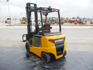 Carretilla Elevadora Eléctrica Hyundai 25BH-9