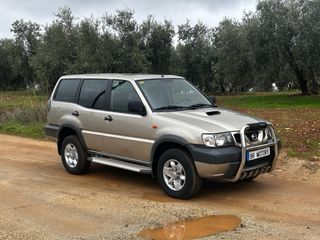 Nissan Terrano II 2005