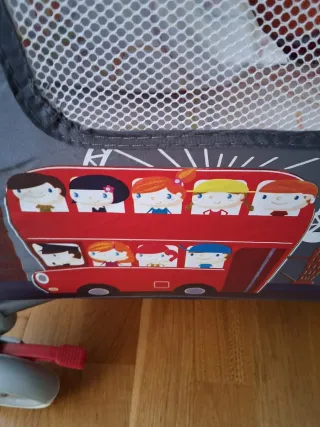 Cuna de viaje plegable