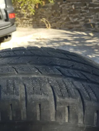 Juego de 4 Llantas 17 Ford Mustang con Gomas 80%