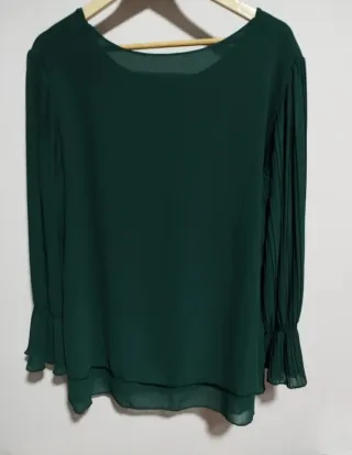 Blusas, 4 unids. Varios modelos.