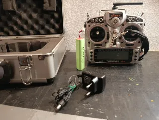 Dron F450 + Control Taranis FrSky