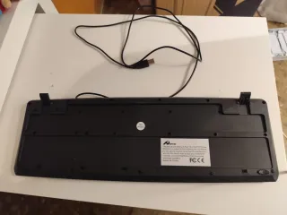 Teclado Aome KPS-601, con cable.