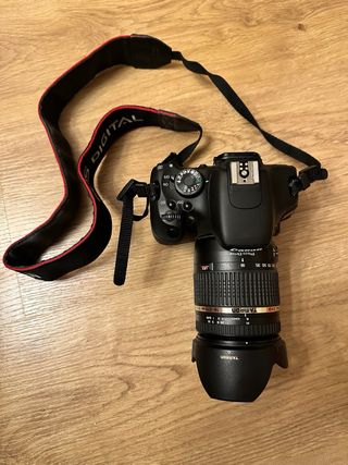 Cámara Canon con objetivos