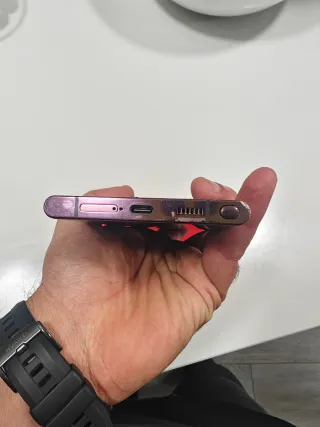 Samsung Galaxy S22 Ultra (leer)