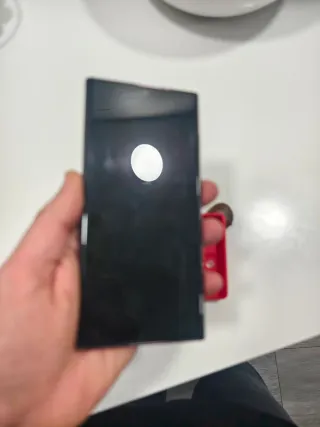 Samsung Galaxy S22 Ultra (leer)