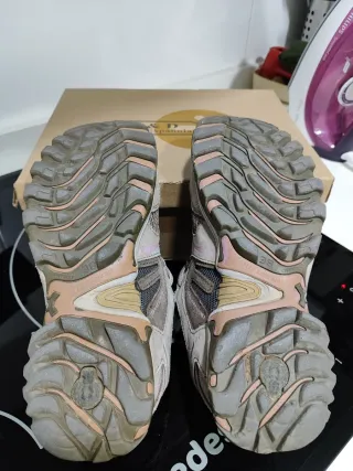 Zapatillas Trekking Quechua Mujer Beige/Lila