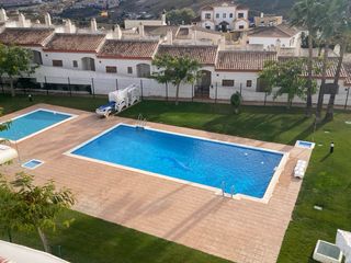 Casa adosada con terraza