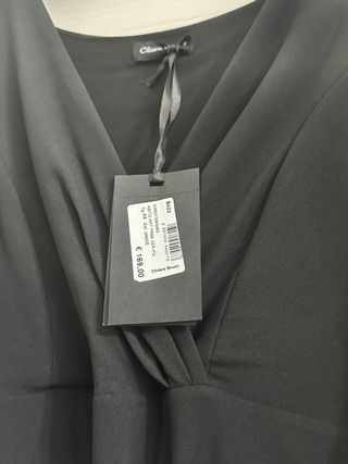 Abito lungo elegante nero e oro