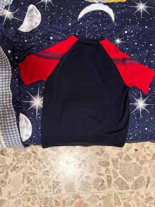 Maglietta sportiva Lacoste uomo nera e rossa