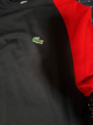 Maglietta sportiva Lacoste uomo nera e rossa