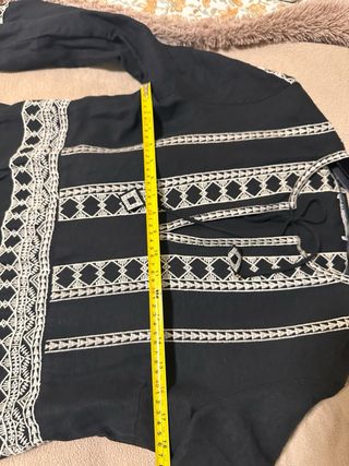 Vestido largo bordado Zara