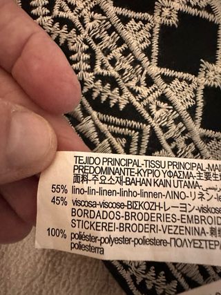 Vestido largo bordado Zara