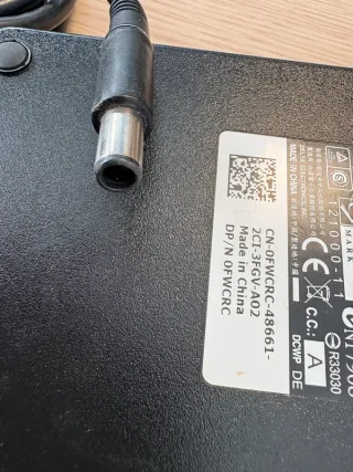 Carregador Dell 240W Alienware Precision