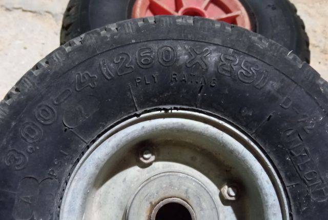 Rueda con cámara para carretilla