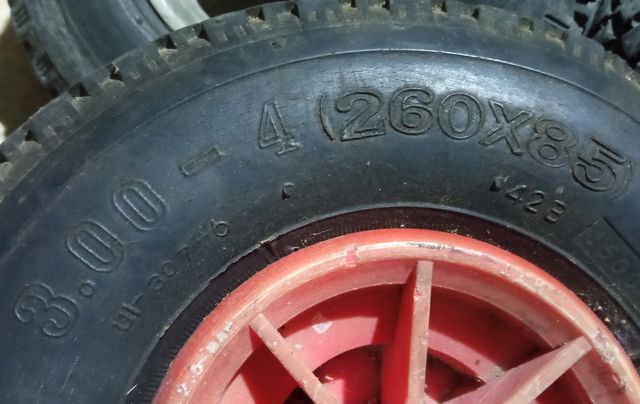 Rueda con cámara para carretilla