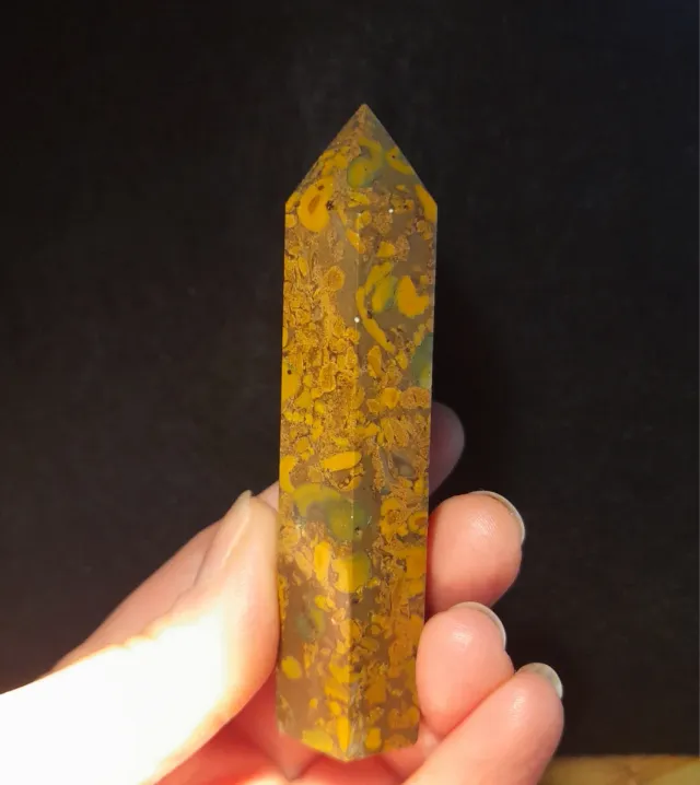 Obelisco di Marmo di Sabalgarh o Jaspe Frutta