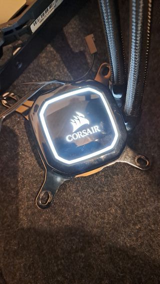 Refrigeração Líquida Corsair H100x