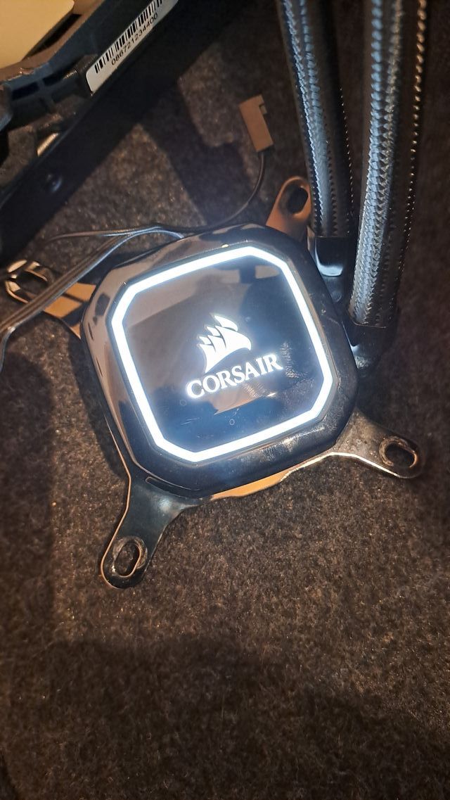 Refrigeração Líquida Corsair H100x