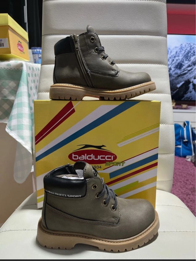 Botas Balducci Fango Talla 27 Nuevas