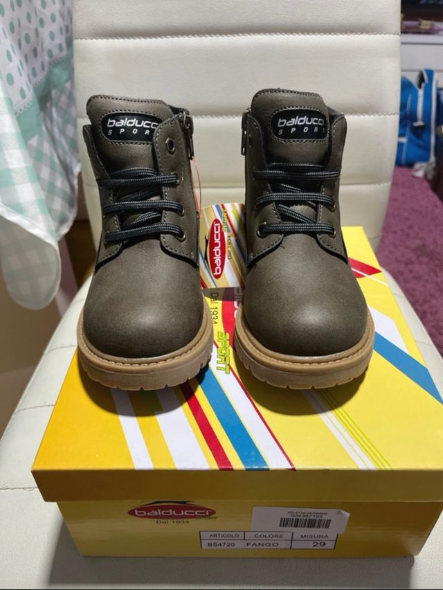 Botas Balducci Fango Talla 27 Nuevas
