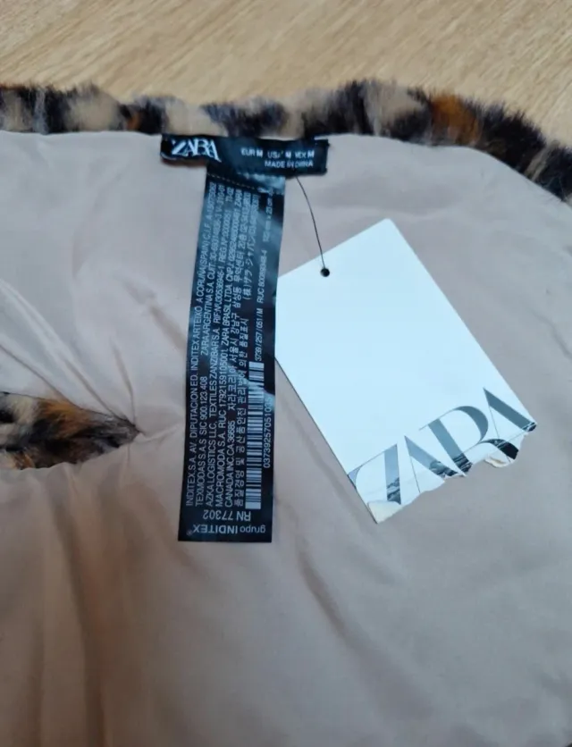 Cuello pelo Zara estampado leopardo