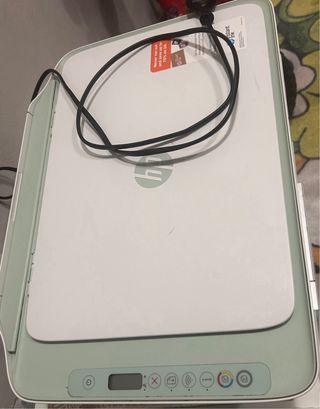 Impresora HP DeskJet 2700e