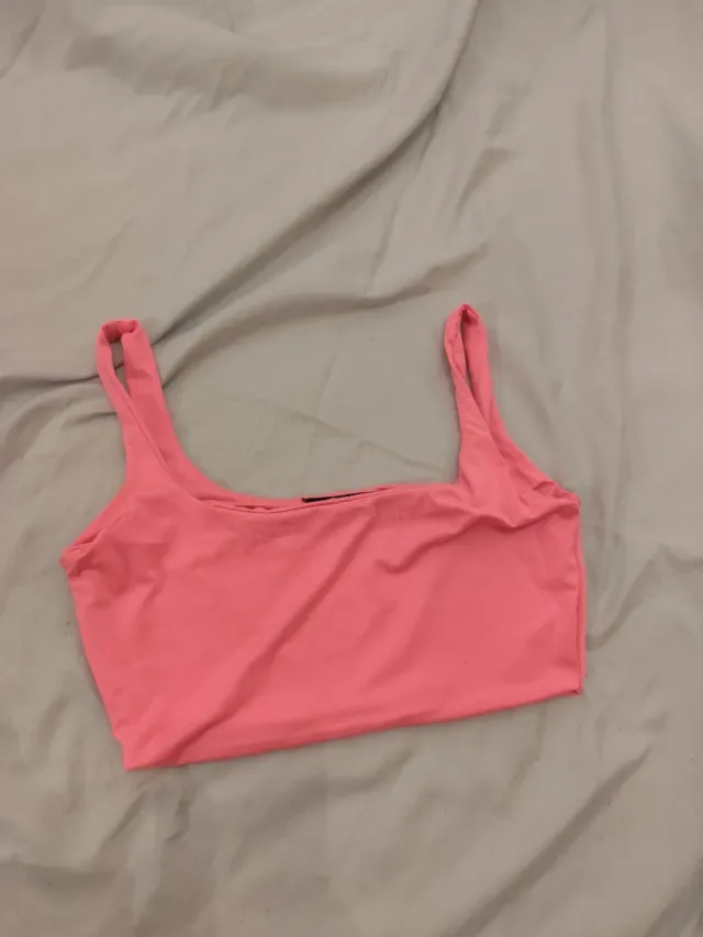 Top rosa escote cuadrado