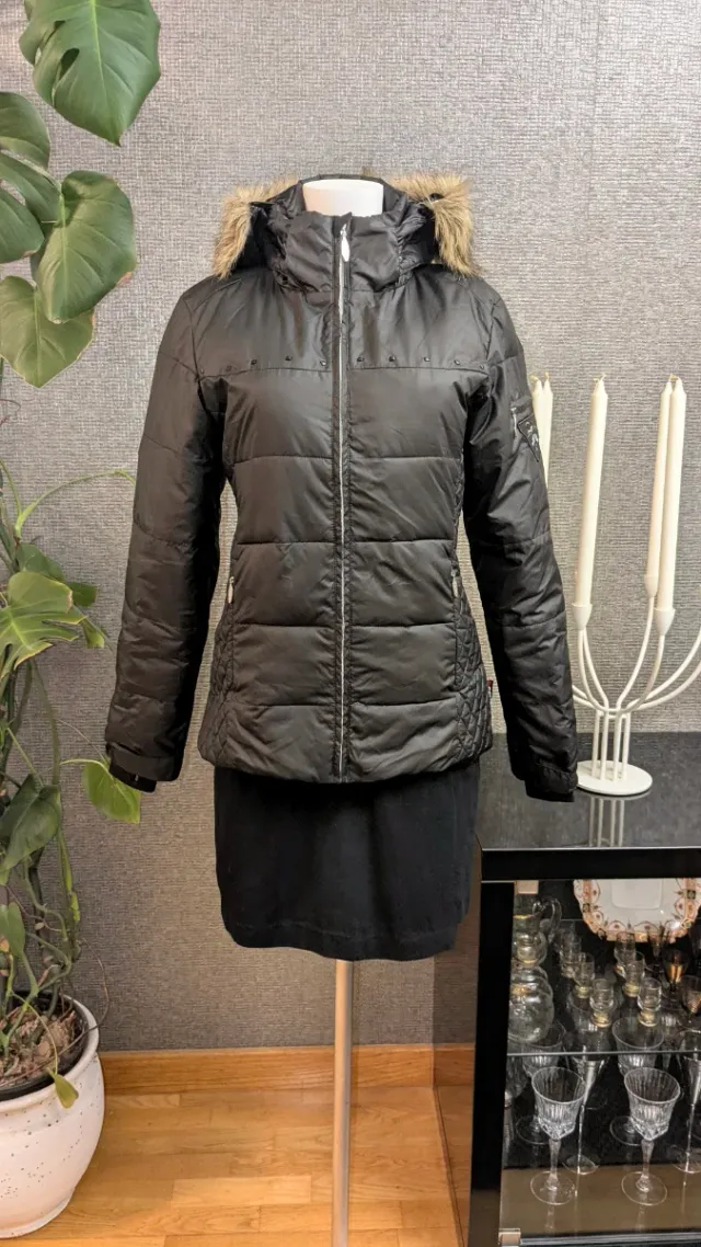 Chaqueta de nieve Safine con capucha