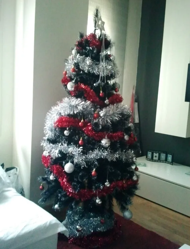 Árbol de Navidad Negro con Purpurina