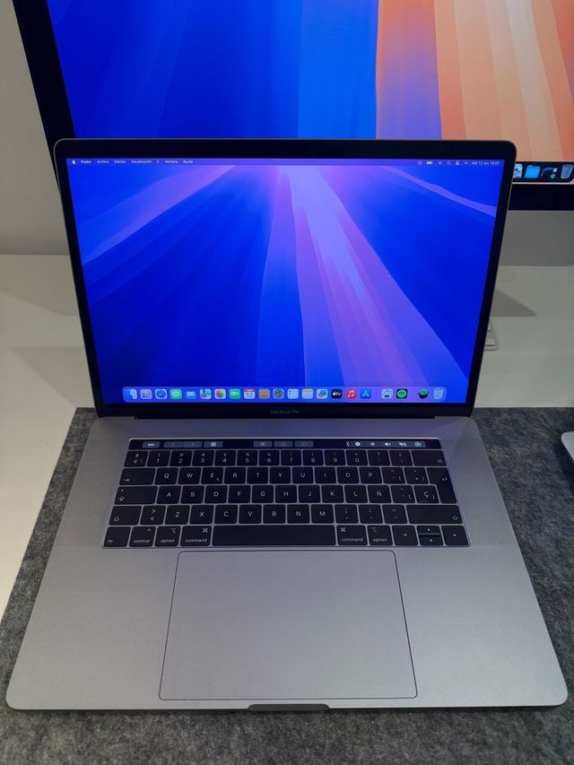 MacBook Pro 15' i7 2018 Gris Espacial