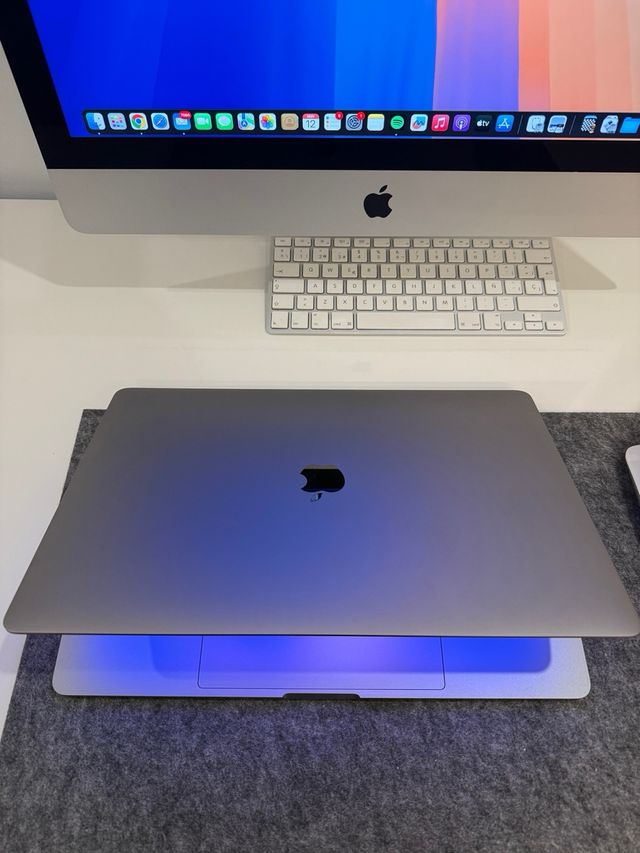 MacBook Pro 15' i7 2018 Gris Espacial