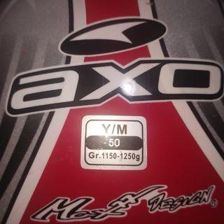 Casco de moto AXO rojo y blanco