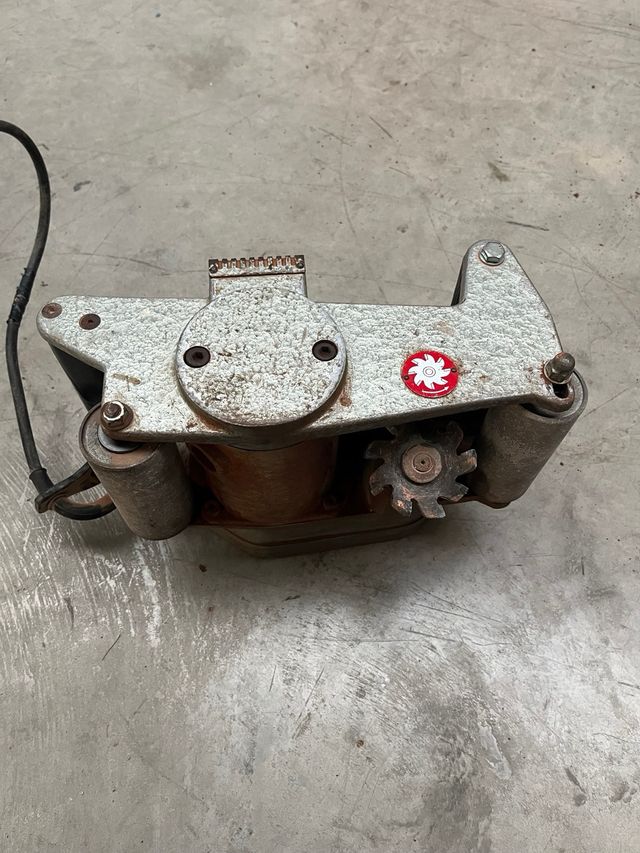 Rozadora Briss Mod B-35 con accesorios