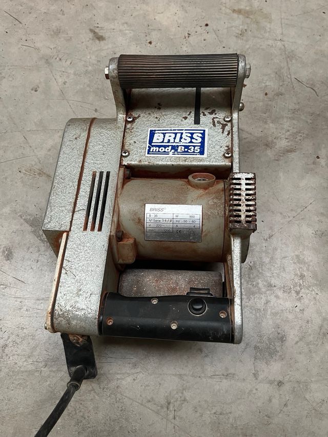 Rozadora Briss Mod B-35 con accesorios