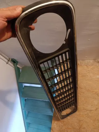 Calandra/parrilla R4