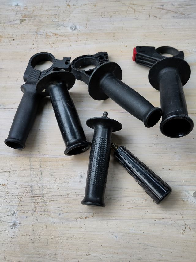 06-Mànecs d'eines (Tool Handles)