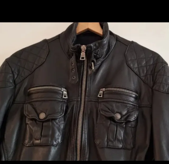 Cazadora de cuero negra M
