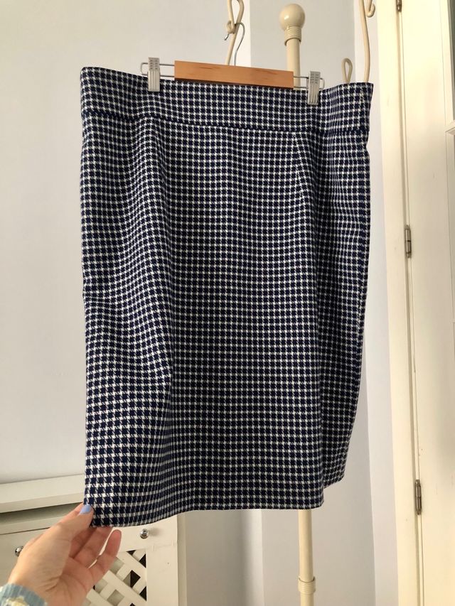 Falda de cuadros azul y blanco con forro