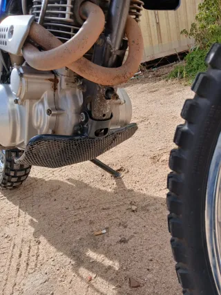 Yamaha XT 600 E Azul septiembre 2001