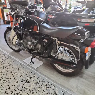 Moto Clásica BMW Negra 1981