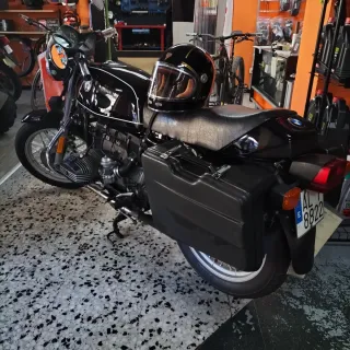 Moto Clásica BMW Negra 1981