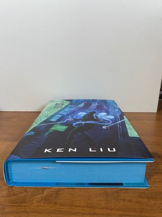 Broken Binding All that we see or seem Firmado